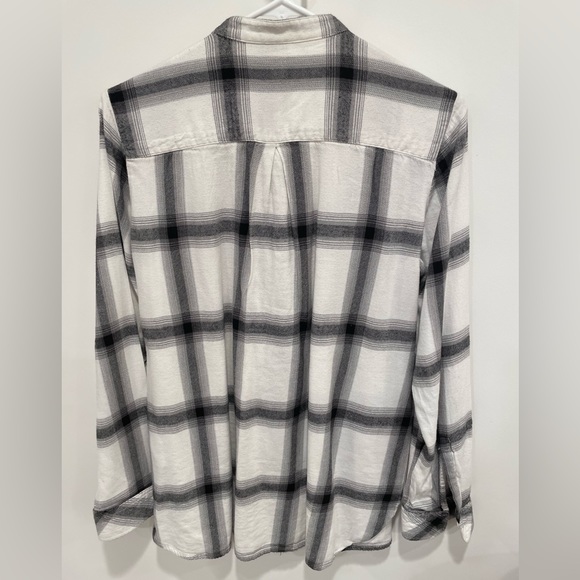 GAP plaid flannel tunic - Picture 2 of 7